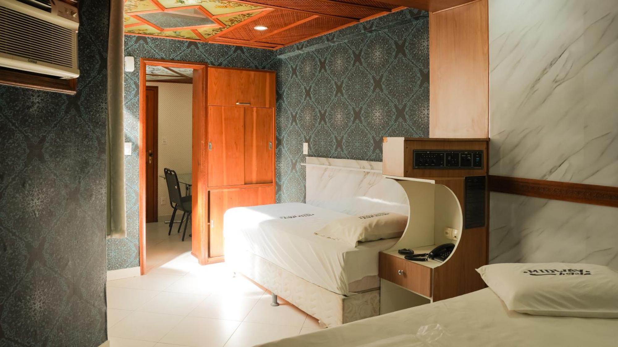 Hotel del amor Midway (adults Only) 2*